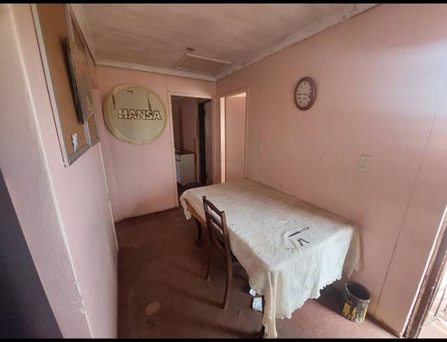2 BEDROOM HOUSE FOR SALE IN MOHLAKENG